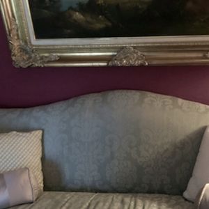 1950s-60s traditional style camelback couch